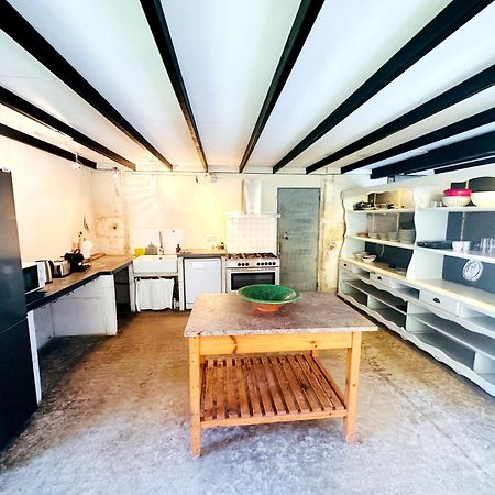 Magnifique Loft - Piscine - Tennis - Babyfoot Nîmes Eksteriør bilde
