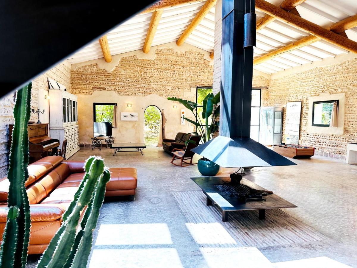 Magnifique Loft - Piscine - Tennis - Babyfoot Nîmes Eksteriør bilde